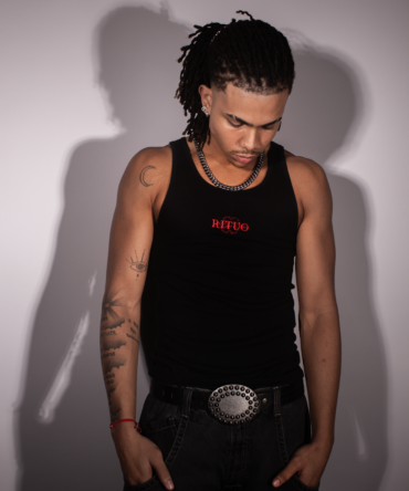 Basic Black T-shirt RITUO